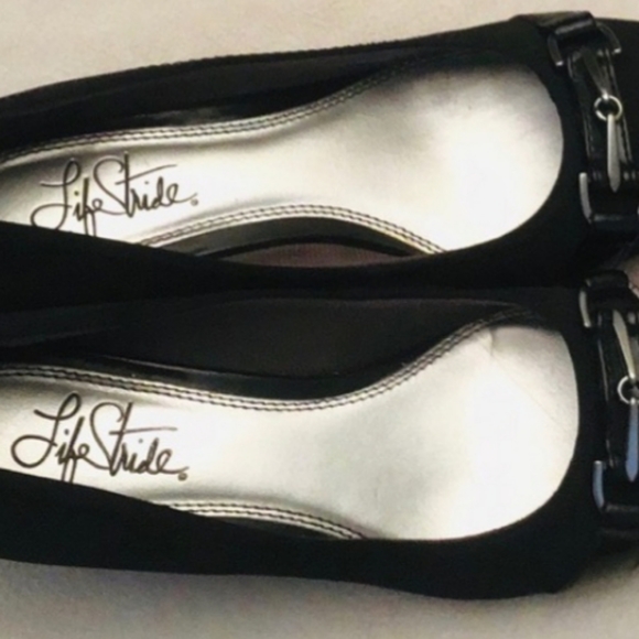 Life stride black shoes - Picture 2 of 4